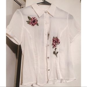 Women’s shirt